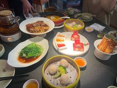 -蝴蝶里·粤菜·点心(滨江龙湖店)