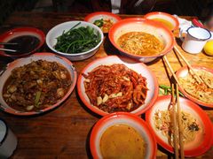 -老三样·美食研究中心(世贸路店)