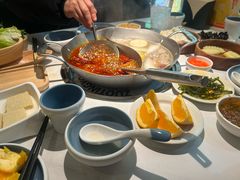 -左庭右院鲜牛肉火锅(金山万达店)