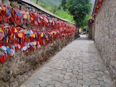 -百里峡七彩艺术小镇