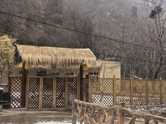 -抱龙峪