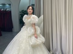 -SEE诗意婚纱礼服高级定制租赁
