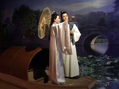 -金石蜡像馆