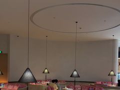 -涨巢·潮玩水疗局