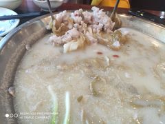 -老来福·非遗酸汤兔(凯旋路店)