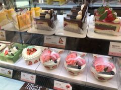 -罗森尼娜(德思勤店)