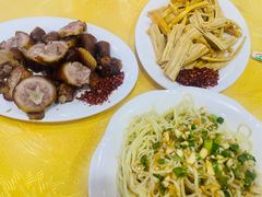 -老鼎万春卤菜(五代传承创始老店)