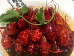 -龙巢盱眙龙虾·牛蛙·烧烤宵夜(八卦岭店)