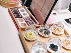 -阮大兴糕团(杭州西湖银泰百货店)