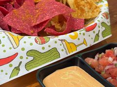 -Famous肥猫墨西哥音乐餐吧(五棵松华熙LIVE店)