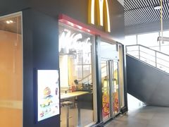 -麦当劳(轻轨曹杨路店)