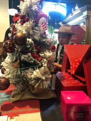 -TWOFACE 双面理发馆