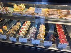 -Dough&Joe团憩(瑞虹天地月亮湾店)