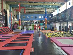 -天空之城蹦床攀岩运动馆·团建拓展·亲子游乐·生日派对(合肥店)