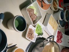 -左庭右院鲜牛肉火锅(浦江欢乐颂店)