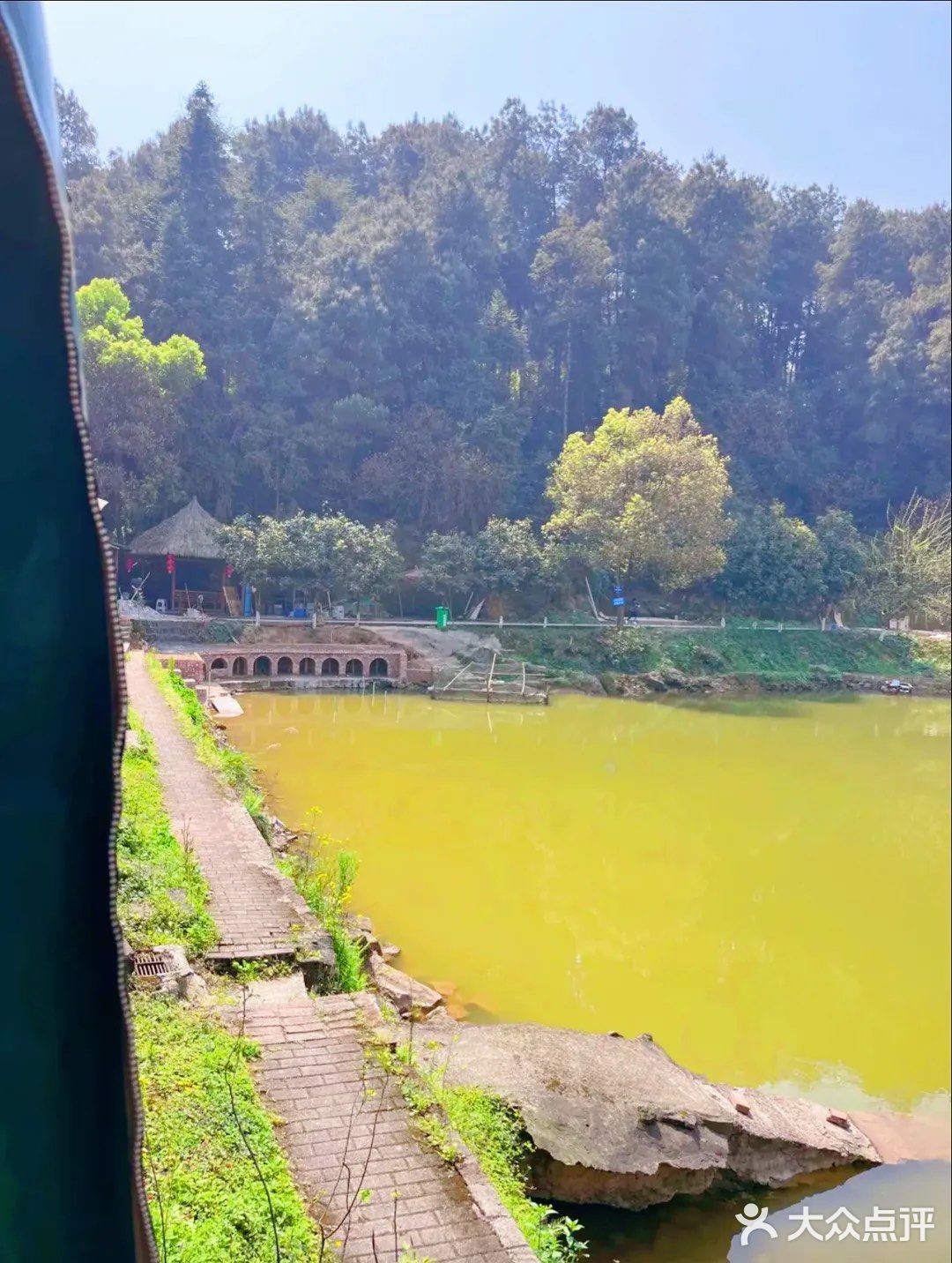 柴火鸡与闲趣时光