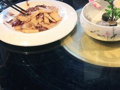 -老牌坊鲁菜名店(美莲广场店)