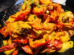 咸香蛋黄小龙虾-虾易落味(杭州黄龙万科中心店)