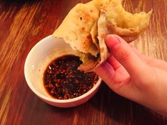 -溢心园香河肉饼总店
