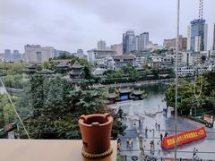 -包整·丝娃娃(一览甲秀楼风景店)