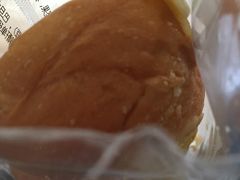 巴旦木芝士可颂面包-克莉丝汀CHRISTINE(东川永平路店)