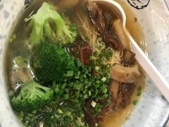 车仔面-潮庭港式茶餐厅·熊仔奶茶(同济广场店)