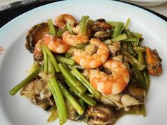 -巧克力渔家.小船海鲜胶东菜(万平口店)