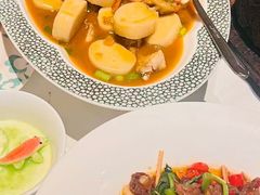 芫茜摔打鲜牛肉-桂满陇·海市蜃楼·黑金(国金店)