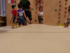 -ROCKPLUS攀岩馆(环宇城店)