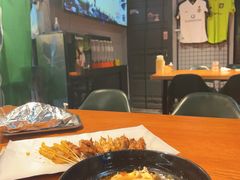 -京狮炙燥·精酿烧烤(首经贸店)