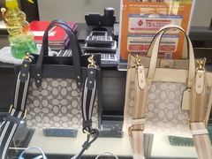 -王权免税店(普吉机场店)