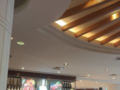 -东莞塘厦三正半山温泉酒店·沙利文西餐厅