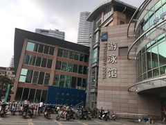 -小海豚国际游泳培训中心(浦东塘桥店)