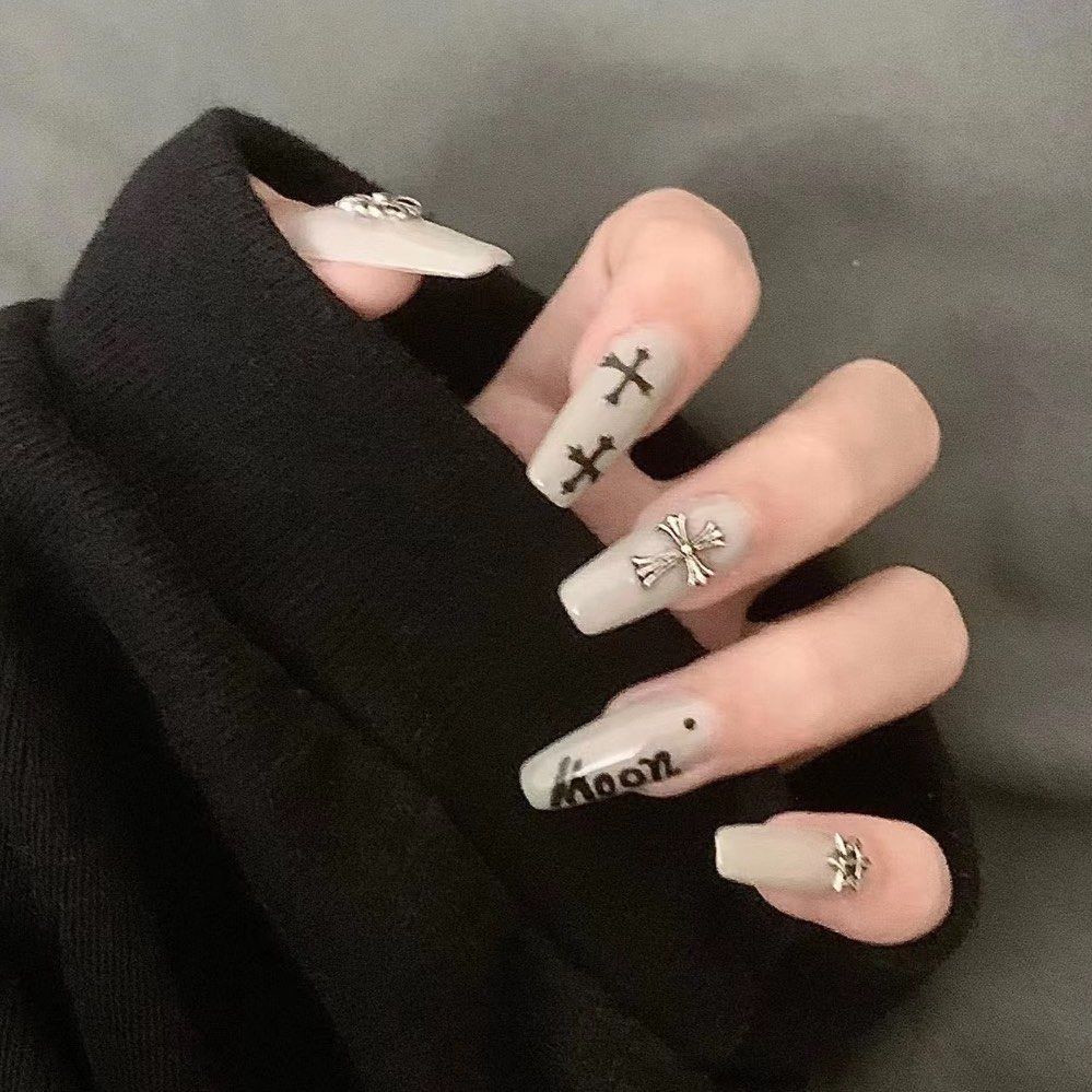 克罗心十字架美甲