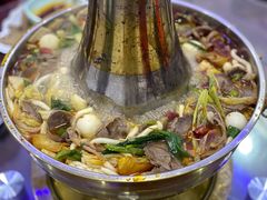 -撒拉人家.酸菜牦牛肉火锅