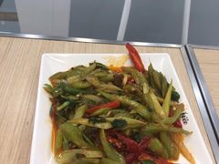 小炒牛肉-中国铁路餐饮华东印记南京站主题餐厅
