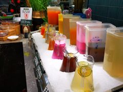 -金马门国际美食百汇(珞喻路店)