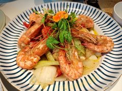 蒜香黄油黑虎虾-橘酱餐厅