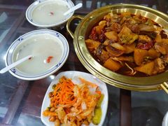 -牛一嘴·兰州牛肉面·大盘鸡(财富中心店)