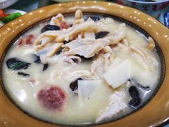 -余杨鸭鸭餐厅