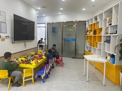 -童程童美·信息学竞赛·乐高机器人编程(龙华校区)