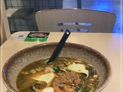 -蒙自源过桥米线(港惠新天地店)