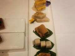 -贝勒爷·酥不腻烤鸭