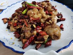 香辣猪蹄-洪霞餐馆