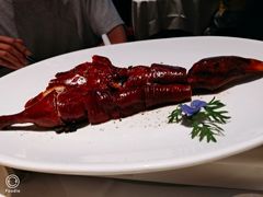 黑松露脆皮烧昆明乳鸭-炳胜品味(海印总店)