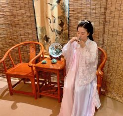 -汉仪华裳汉服馆(打浦桥店)