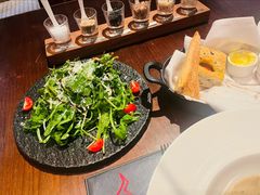 -恰餐厅及酒吧 CHAR Bar & Grill (北京丽都皇冠假日店)