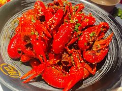-肥肥虾庄·金牌油焖大虾(杨园滨江时代walk店)