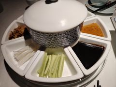 -羲和雅苑•北京烤鸭(陆家嘴中心店)