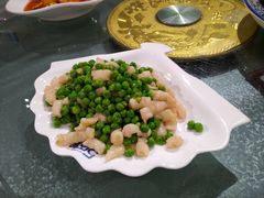 -梓檚中餐厅湖北菜小龙虾武昌鱼排骨藕汤(黄鹤楼店)